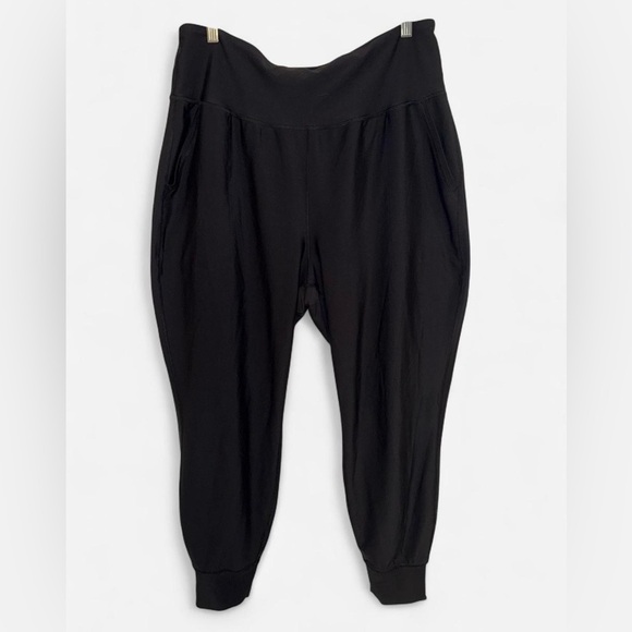 Old Navy Black Women's Joggers Size XL - Picture 1 of 6